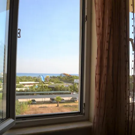 Aparthotel Prestij 3*