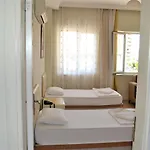 Prestij アパートホテル Kundu
